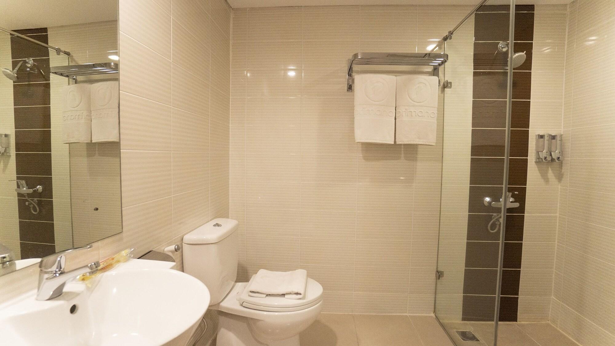 D'Primahotel Airport Jakarta Terminal 1A Тангеранг Экстерьер фото