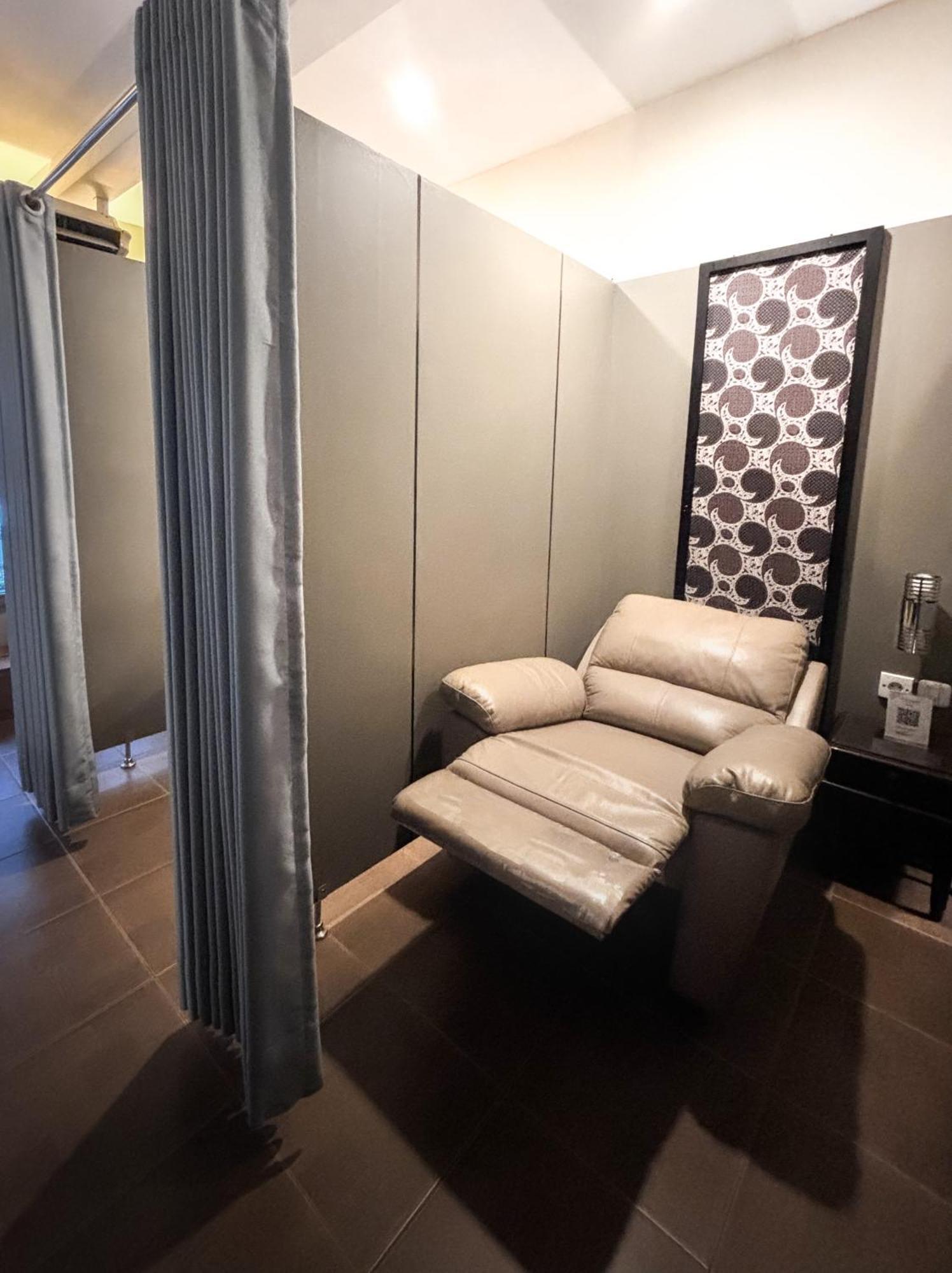 D'Primahotel Airport Jakarta Terminal 1A Тангеранг Экстерьер фото