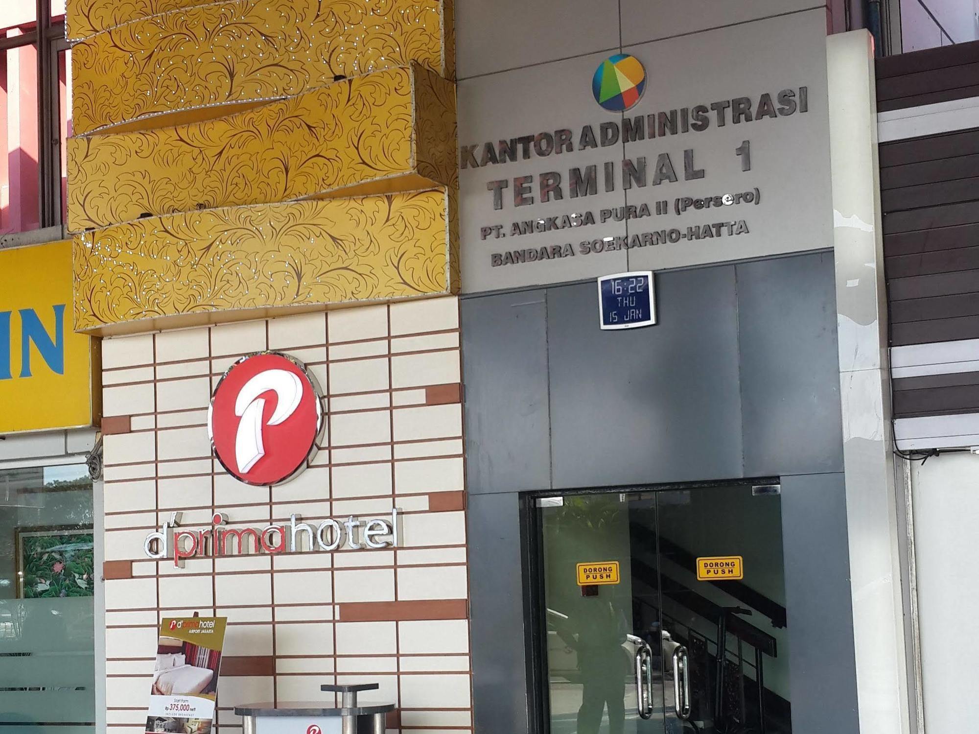 D'Primahotel Airport Jakarta Terminal 1A Тангеранг Экстерьер фото