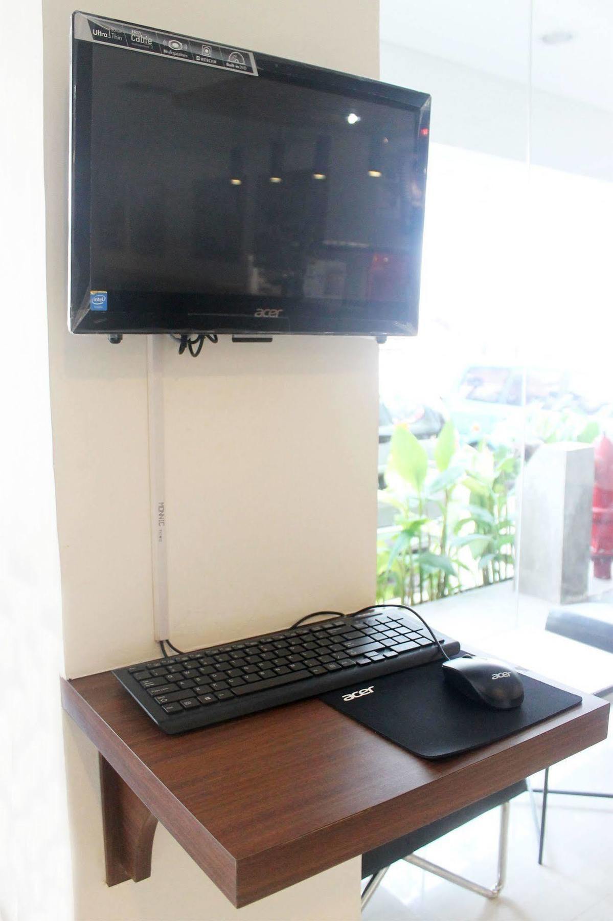 D'Primahotel Airport Jakarta Terminal 1A Тангеранг Экстерьер фото