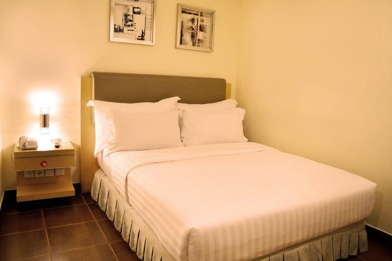 D'Primahotel Airport Jakarta Terminal 1A Тангеранг Экстерьер фото