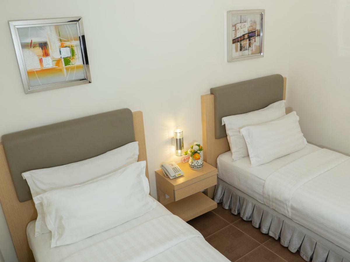 D'Primahotel Airport Jakarta Terminal 1A Тангеранг Экстерьер фото